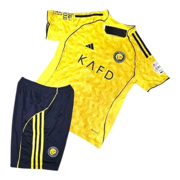 Cristiano Ronaldo Al-Nassr FC #7 - Picture 4 of 5